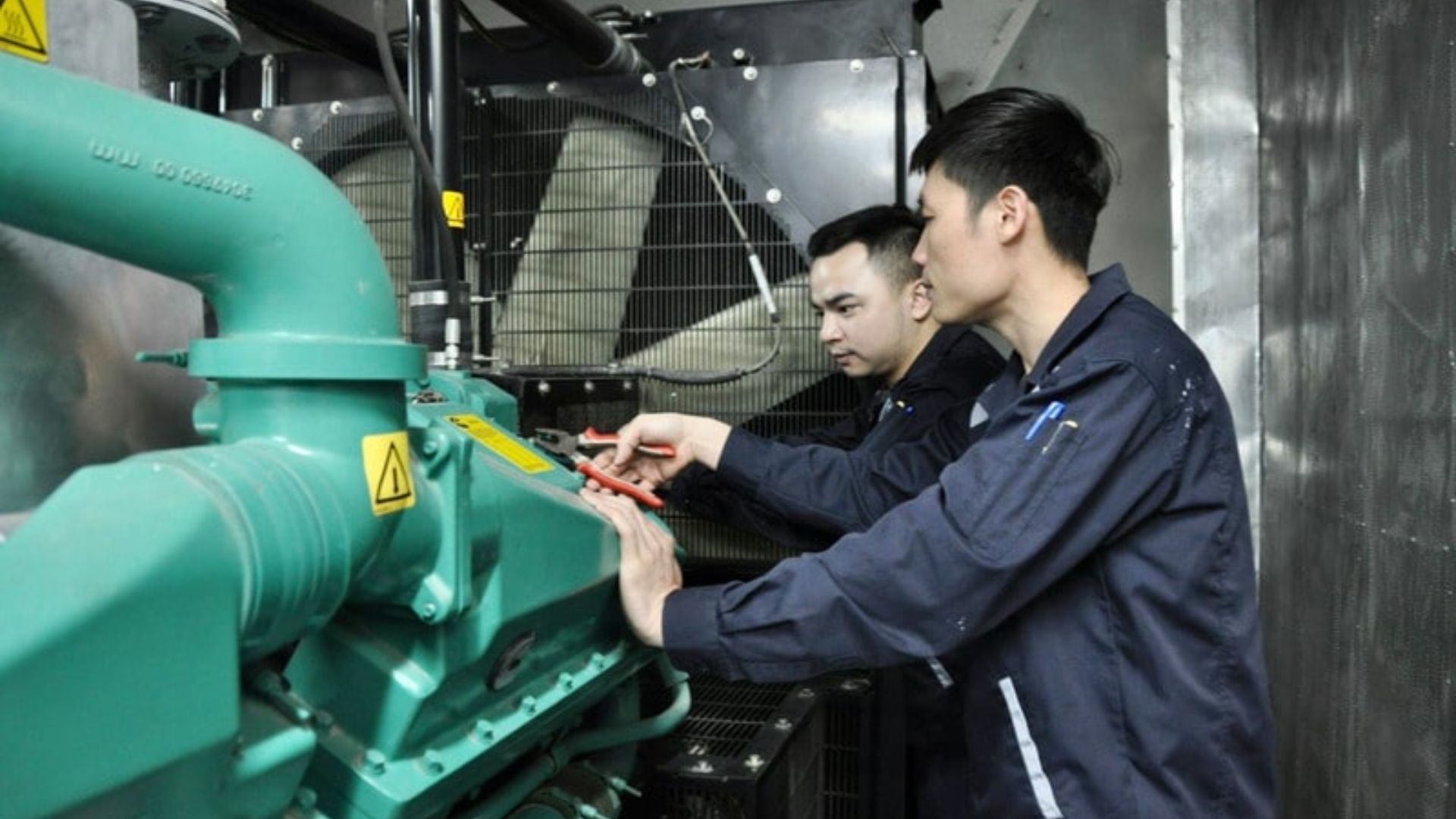 chi phí bảo trì máy móc thiết bị